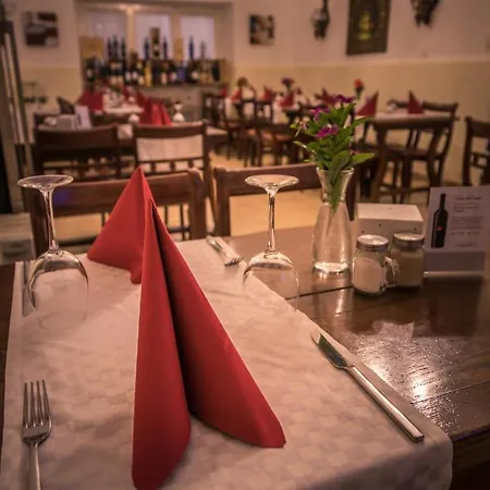 לינה וארוחת בוקר Ristorante Del Ponte 3*