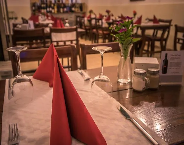 Frühstückspension Ristorante Del Ponte 3*